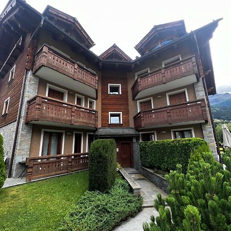 Appartamento Incantevole Con Box E Ski Room, Wi-Fi, Bormio Zewnętrze zdjęcie